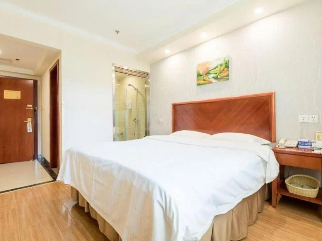 Greentree Inn Kunshan Shimao Plaza Business Hotel Su-čou 3*,  Čína